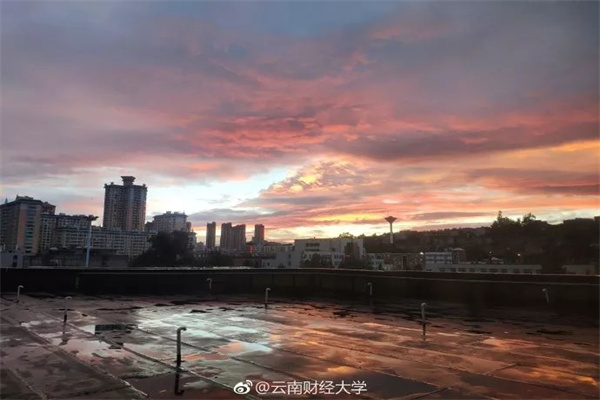 原油配资手续费:玩转黑金市场的隐性成本